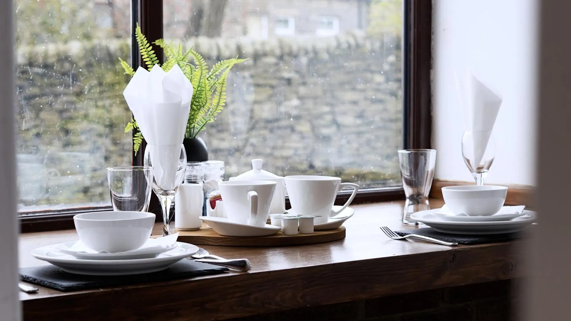 Slaymaker Cottage Oakworth 0*,